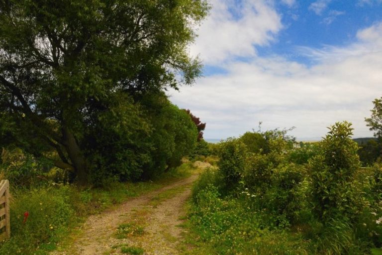 Photo of property in 2 Maude Street, South Hill, Oamaru, 9400