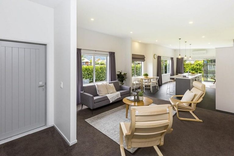 Photo of property in 16 Lane Street, Wallaceville, Upper Hutt, 5018