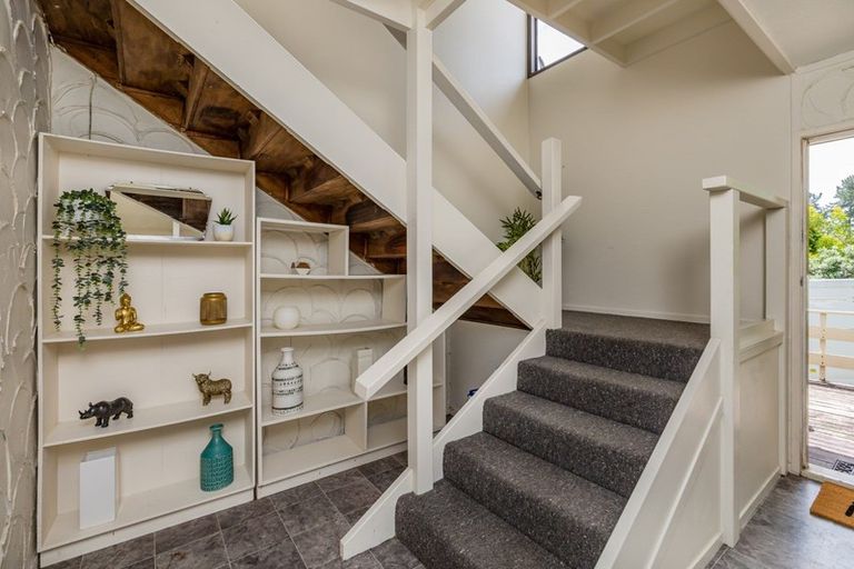 Photo of property in 25 Puketiro Place, Paihia, 0200