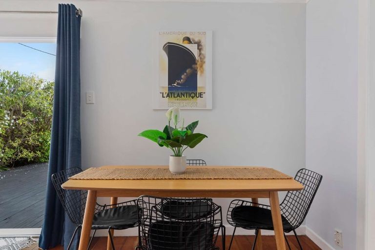 Photo of property in 1/12 Miro Street, New Lynn, Auckland, 0600