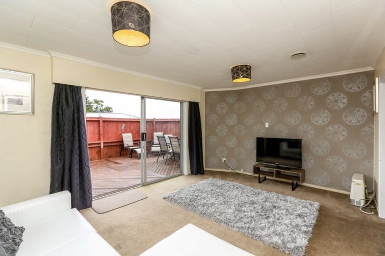 Photo of property in 181 Seaview Road, Westown, New Plymouth, 4310