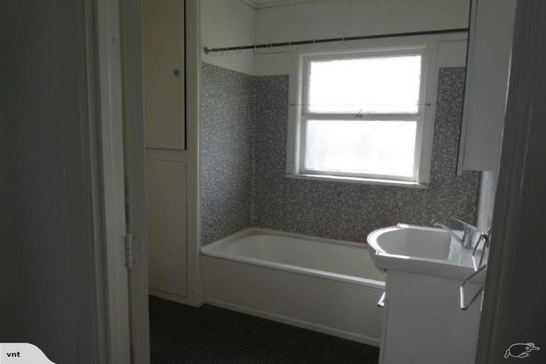 Photo of property in 56 Regent Street, Papatoetoe, Auckland, 2025