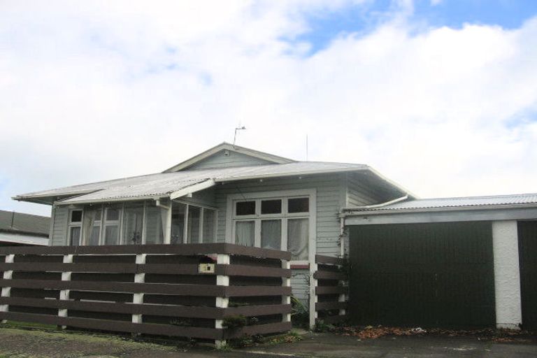 Photo of property in 1a Liverpool Street, Takaro, Palmerston North, 4412