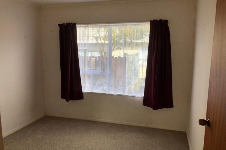 Photo of property in 24a Plunket Avenue, Petone, Lower Hutt, 5012