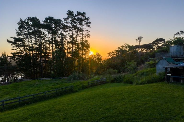 Photo of property in 23 James Paige Lane, Riverhead, Albany, 0793