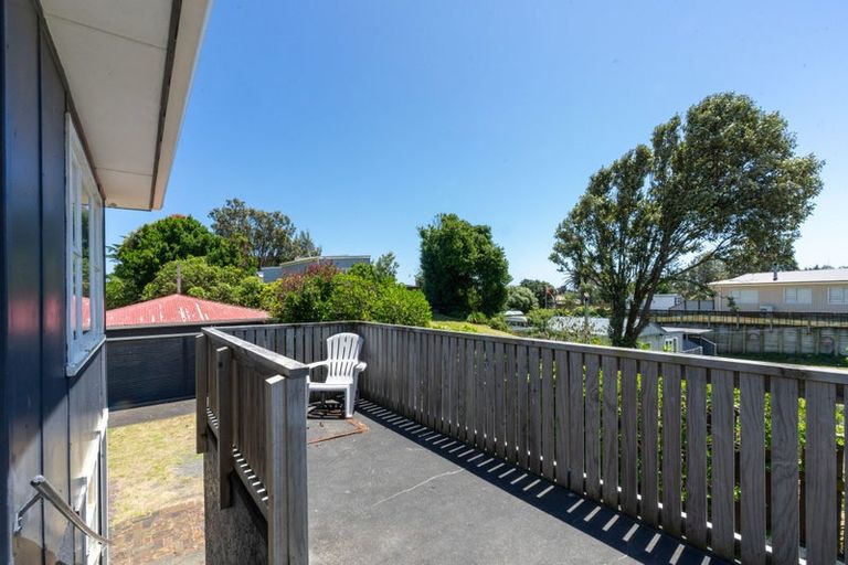 Photo of property in 141 Kahukura Avenue, Waitarere Beach, Levin, 5510