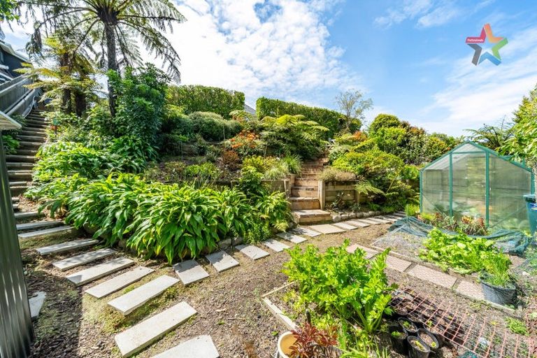 Photo of property in 3 George Gee Drive, Korokoro, Lower Hutt, 5012