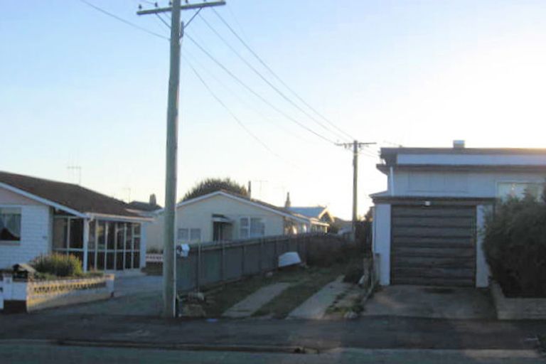 Photo of property in 42 Hull Street, South Hill, Oamaru, 9400