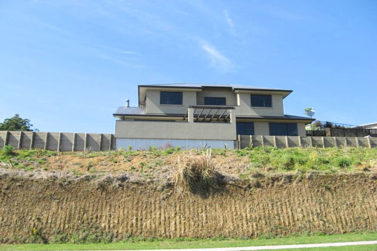 Photo of property in 220a Heta Road, Merrilands, New Plymouth, 4312