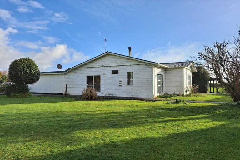 Photo of property in 331 Waihi Road, Hawera, 4673