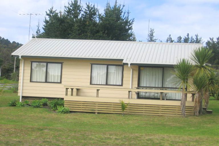 Photo of property in 170 Waimaire Avenue, Matarangi, Whitianga, 3592