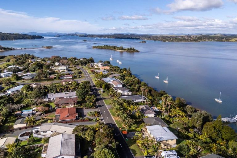 Photo of property in 34 Rangitane Loop Road, Kerikeri, 0294