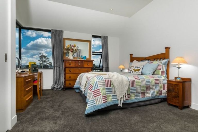 Photo of property in 15 Cochrane Road, Hobsonville, Auckland, 0616