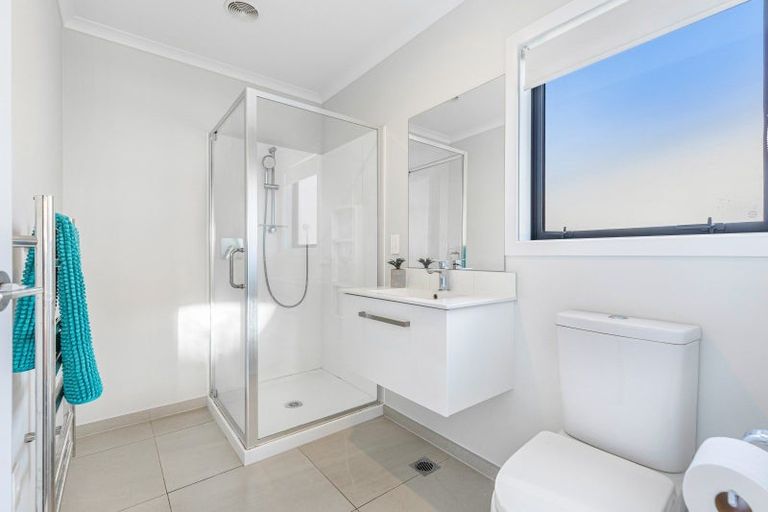 Photo of property in 9a Ian Morrison Road, Hobsonville, Auckland, 0616