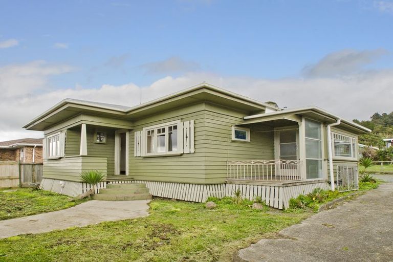 Photo of property in 33 Punga Grove Avenue, Riverside, Whangarei, 0112