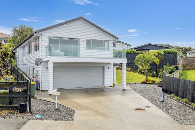 Photo of property in 257 Alec Craig Way, Gulf Harbour, Whangaparaoa, 0930