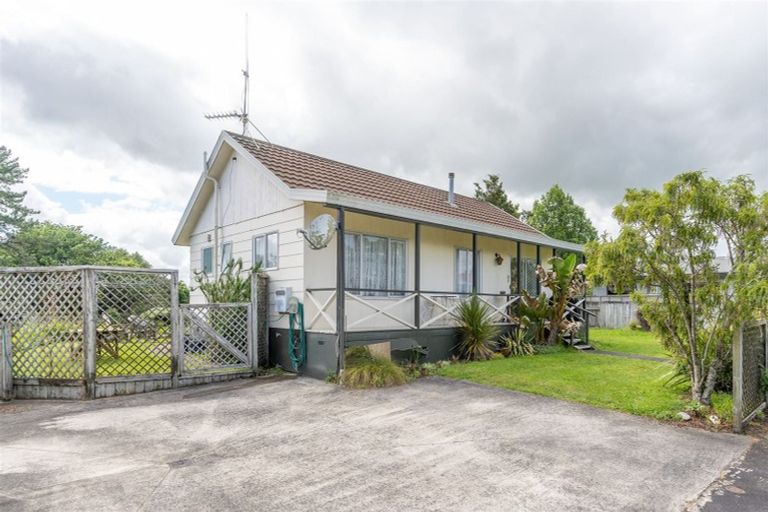 Photo of property in 114 Lewis Street, Glenview, Hamilton, 3206