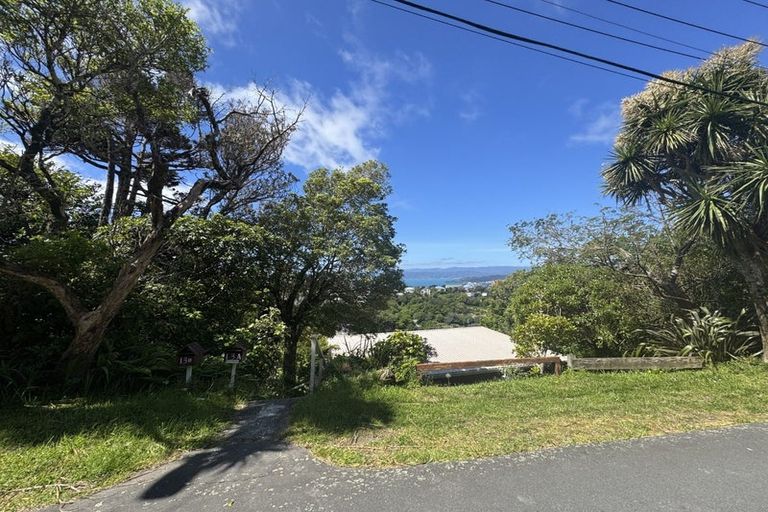 Photo of property in 13-13a Espin Crescent, Karori, Wellington, 6012