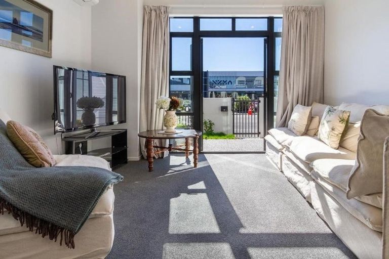 Photo of property in 102 Peterborough Street, Christchurch Central, Christchurch, 8013