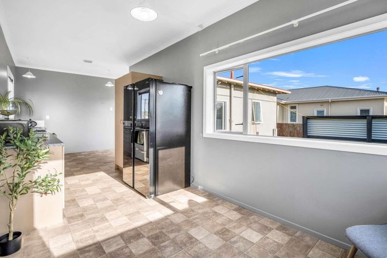 Photo of property in 16 Caledonian Road, Oamaru North, Oamaru, 9400