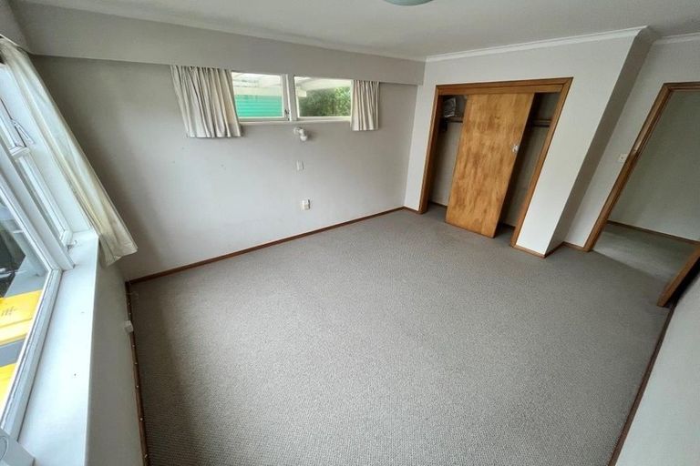 Photo of property in 213 Karori Road, Karori, Wellington, 6012