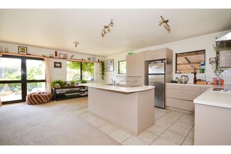 Photo of property in 43 Riverview Road, Kerikeri, 0230