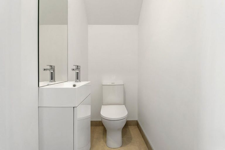 Photo of property in 45 Nga Pona Toru Road, Flat Bush, Auckland, 2019