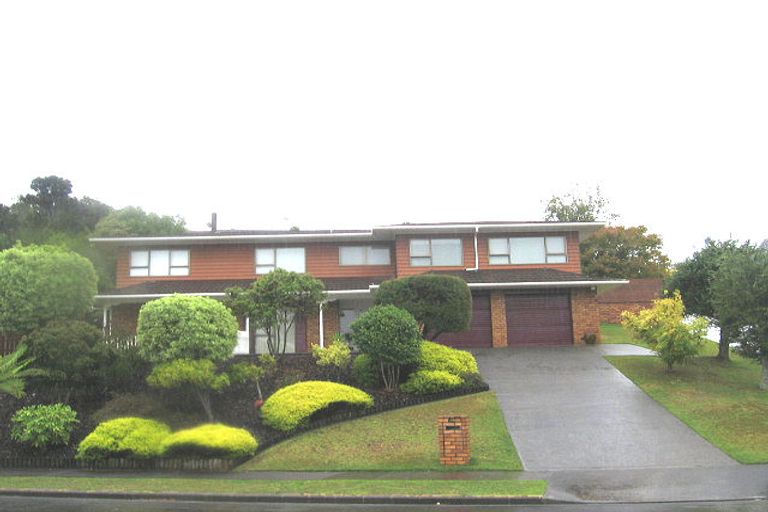 Photo of property in 195 Chelsea View Drive, Chatswood, Auckland, 0626