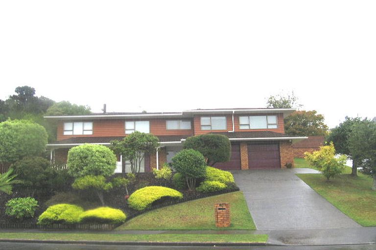 Photo of property in 195 Chelsea View Drive, Chatswood, Auckland, 0626