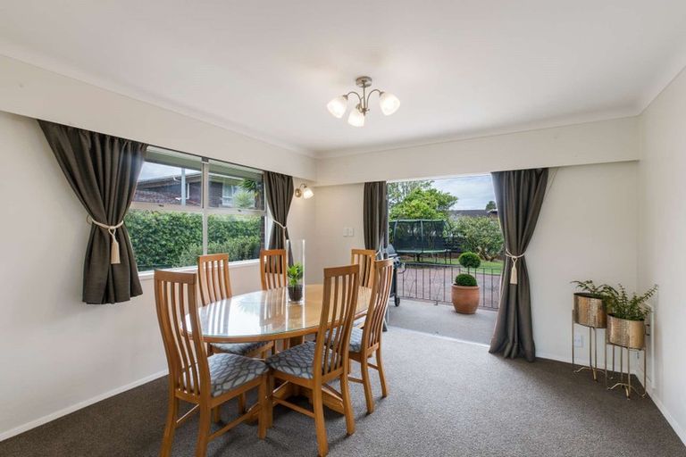 Photo of property in 328 Great South Road, Opaheke, Papakura, 2113