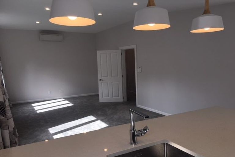 Photo of property in 33 Riddlers Crescent, Petone, Lower Hutt, 5012