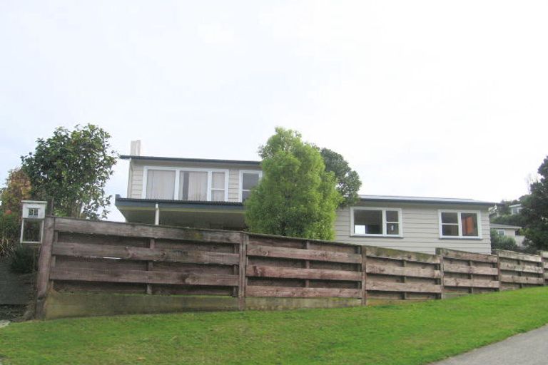 Photo of property in 55 Mana View Road, Paremata, Porirua, 5026