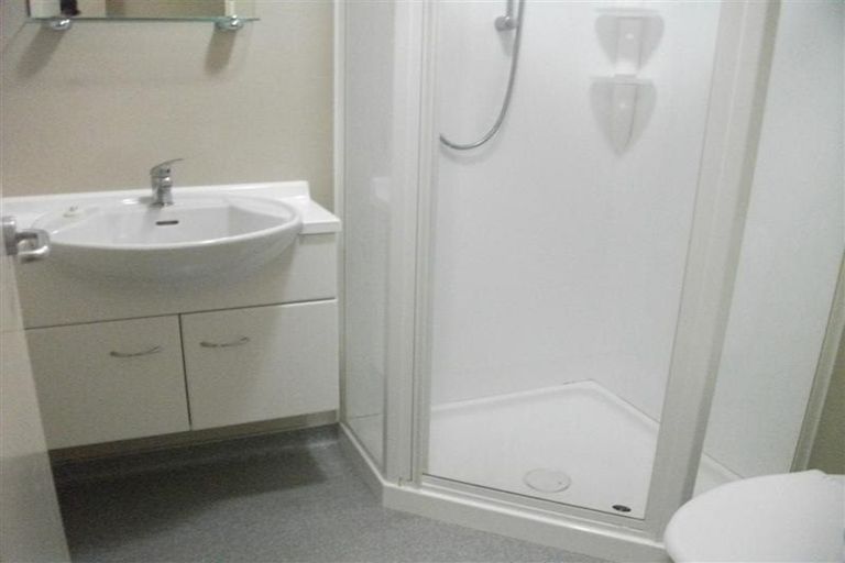 Photo of property in Aitken Street Apartments, 404/5 Aitken Street, Thorndon, Wellington, 6011