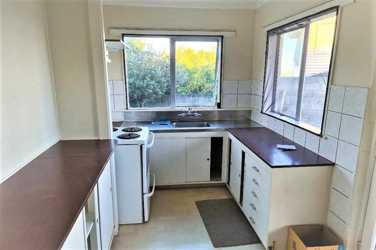 Photo of property in 377 East Coast Road, Mairangi Bay, Auckland, 0630