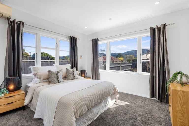 Photo of property in 44 Palmer Crescent, Silverstream, Upper Hutt, 5019
