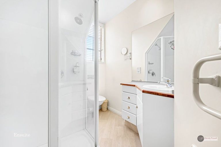 Photo of property in 1a Thornycroft Avenue, Epuni, Lower Hutt, 5011