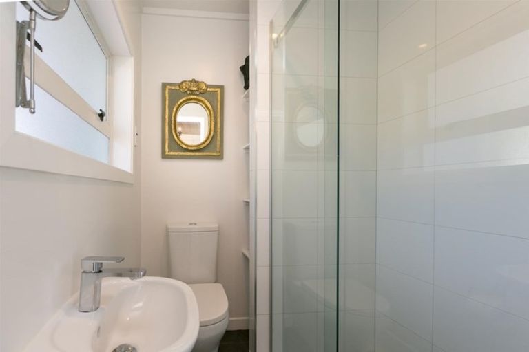 Photo of property in 18 David Street, Westown, New Plymouth, 4310