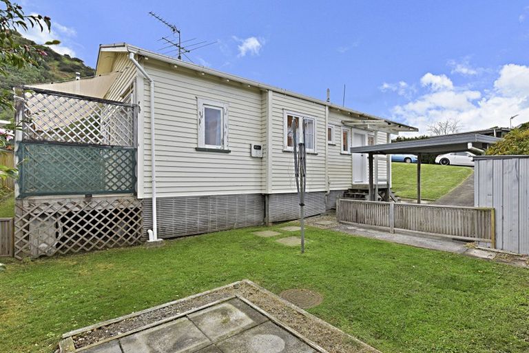Photo of property in 1 Monaco Place, Mount Wellington, Auckland, 1072