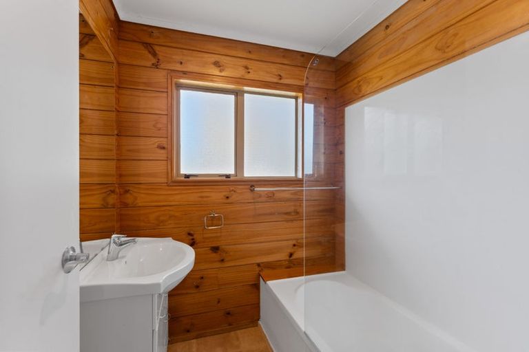 Photo of property in 2 Dimock Street, Titahi Bay, Porirua, 5022