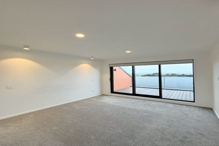 Photo of property in 20c Gilliam Street, New Lynn, Auckland, 0600