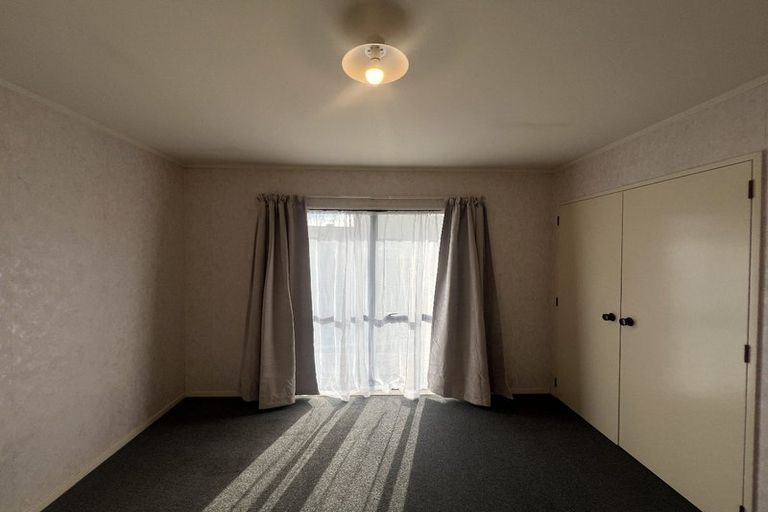 Photo of property in 672 Queen Street East, Levin, 5510
