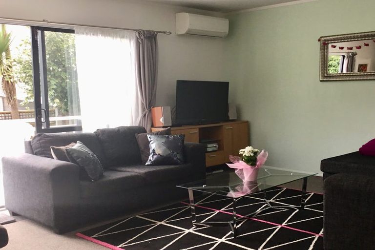 Photo of property in 21/24 Beswick Place, Birkdale, Auckland, 0626