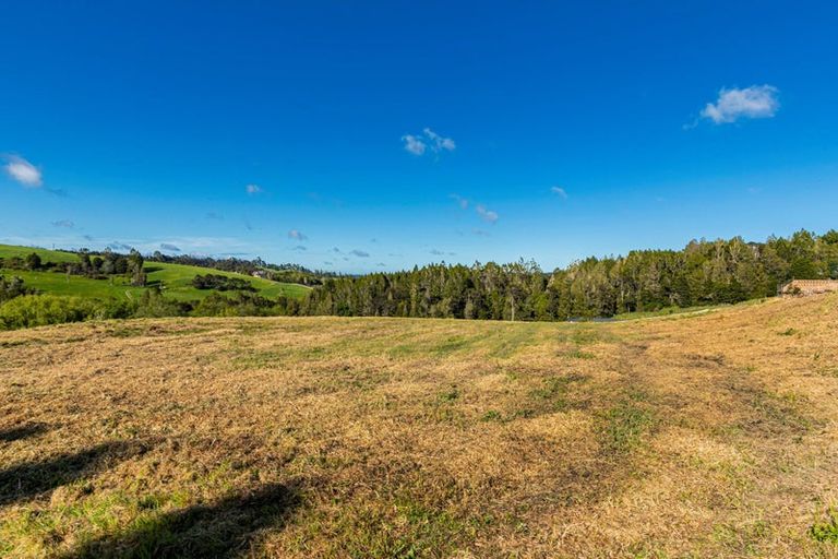 Photo of property in 5 Waymau Lane, Coatesville, 0792