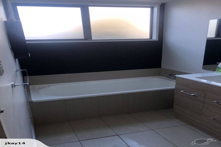 Photo of property in 20 Sabys Road, Halswell, Christchurch, 8025