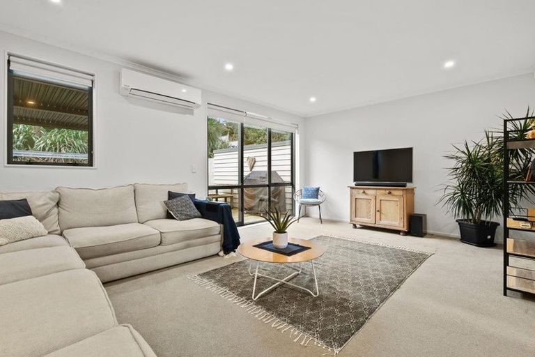 Photo of property in 30 Matairangi Avenue, Totara Heights, Auckland, 2105