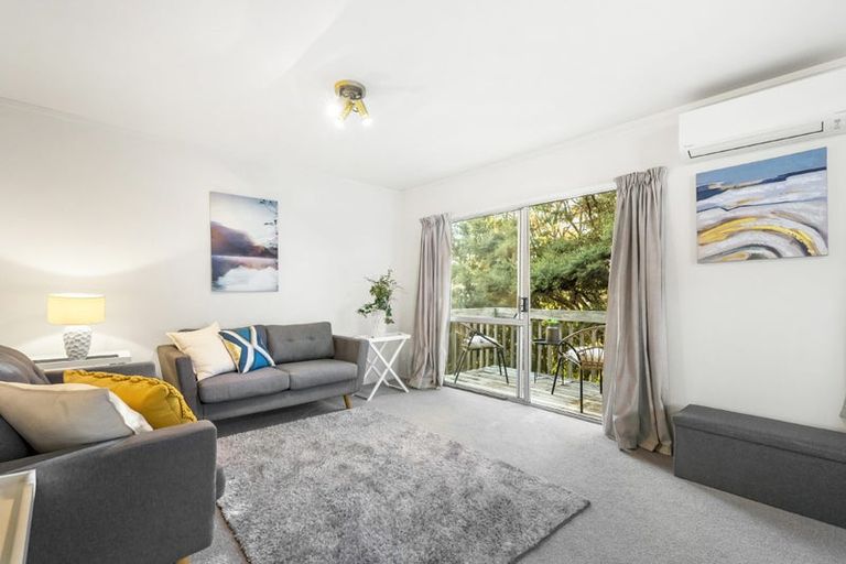 Photo of property in 4/83 Manuka Road, Bayview, Auckland, 0629