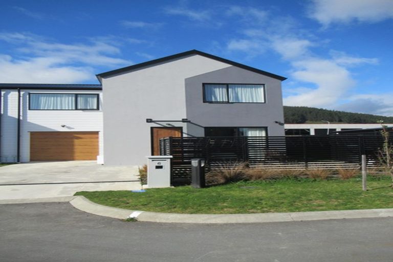 Photo of property in 6 Desert Gold Lane, Wallaceville, Upper Hutt, 5018