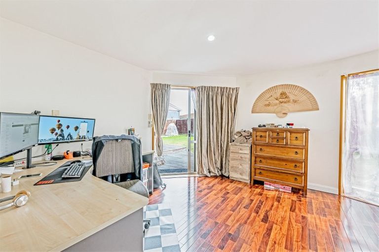 Photo of property in 7 Gibson Drive, Hornby, Christchurch, 8042