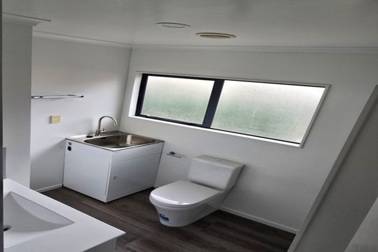 Photo of property in 8b Maitland Street, Frankton, Hamilton, 3204