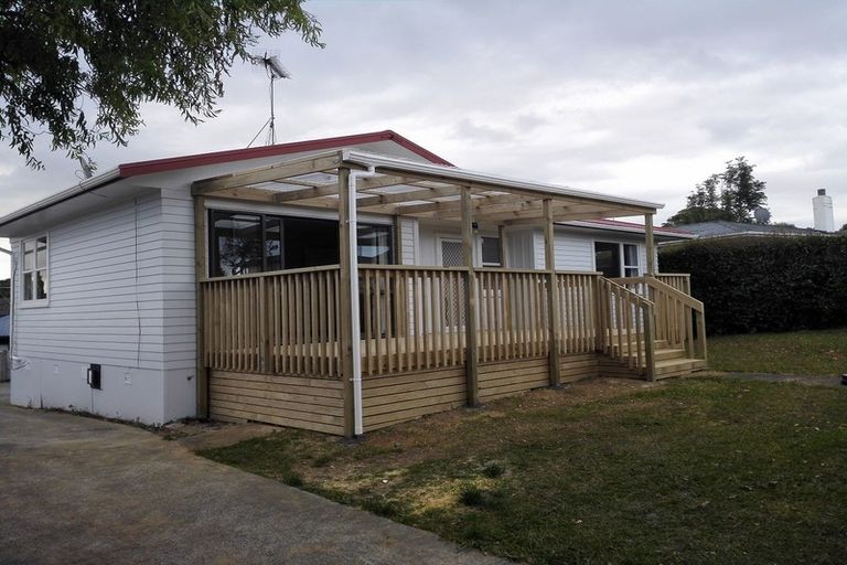 Photo of property in 72a La Trobe Street, Pakuranga Heights, Auckland, 2010